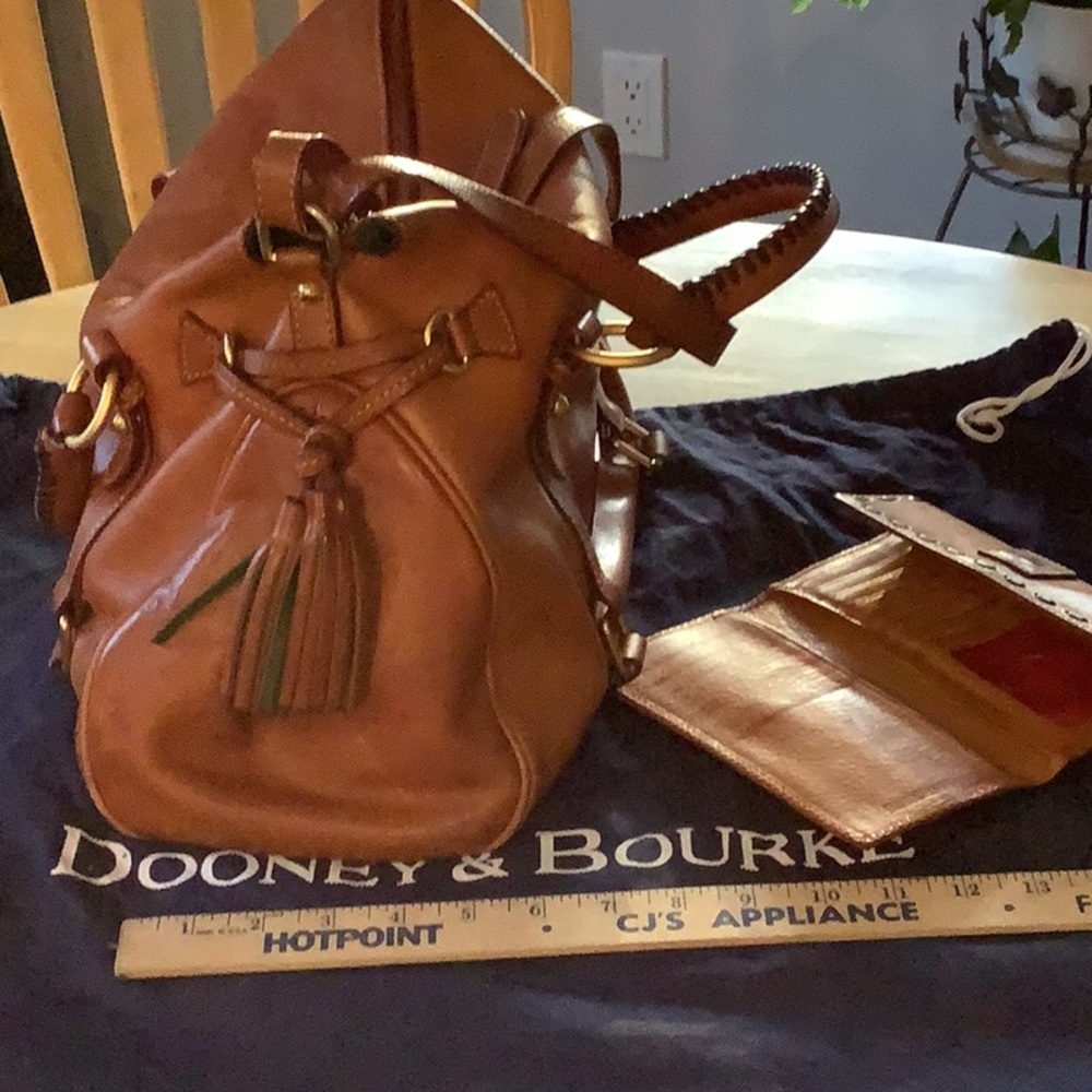 Satchel And Matching Wallet - image 4